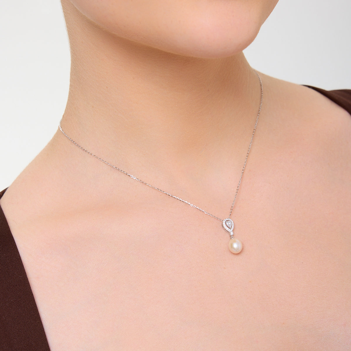 Komplet biżuterii srebrnej - perły z cyrkoniami