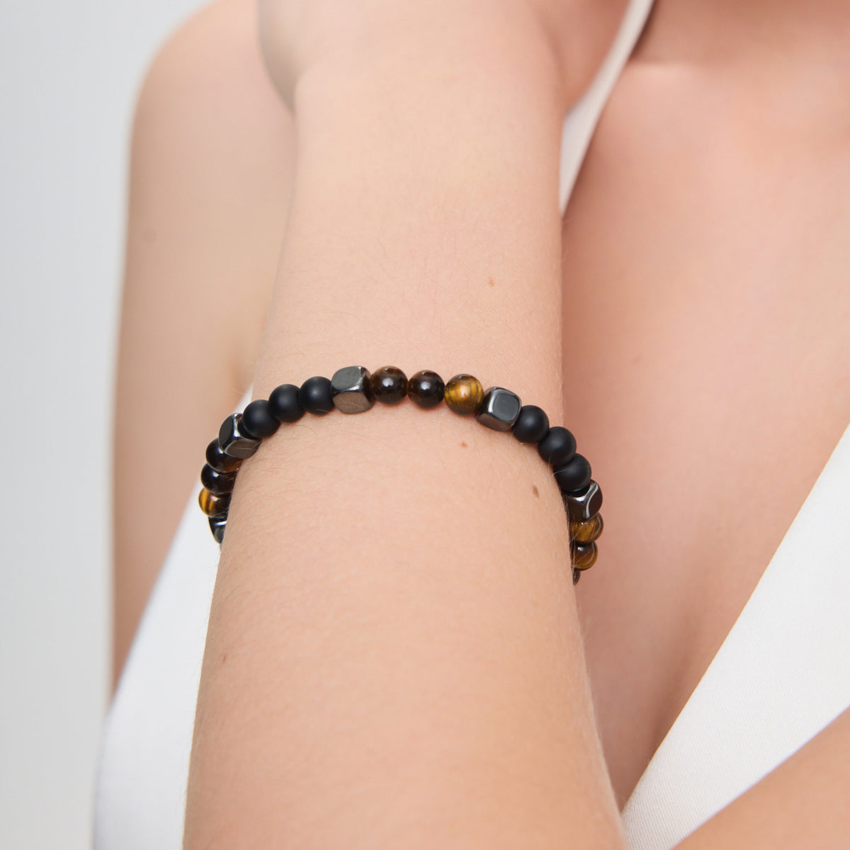 Bransoletka z tygrysim okiem, onyksem i hematytem - Grafito