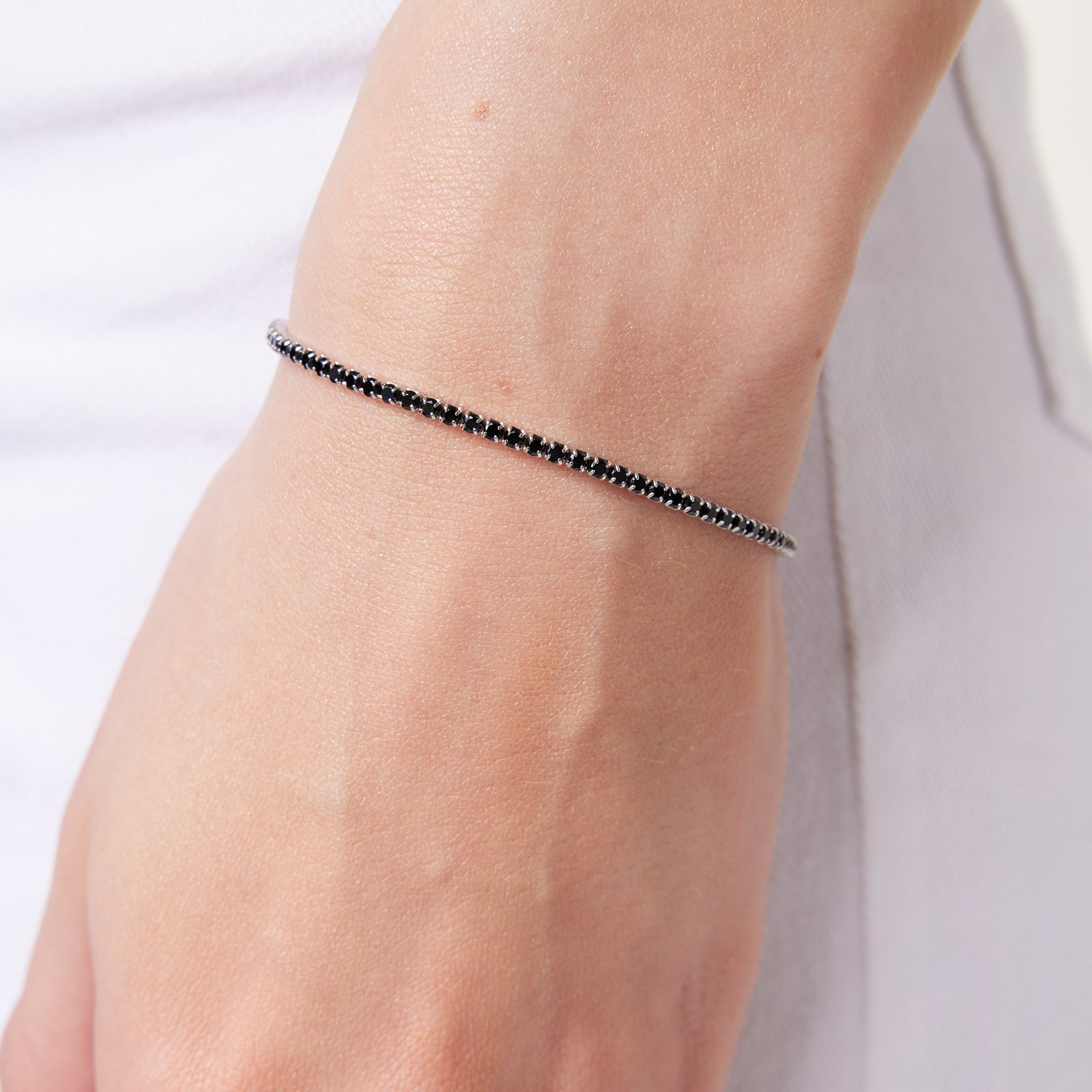 Bransoletka tenisowa srebrna z czarnymi cyrkoniami - Evento - Verona