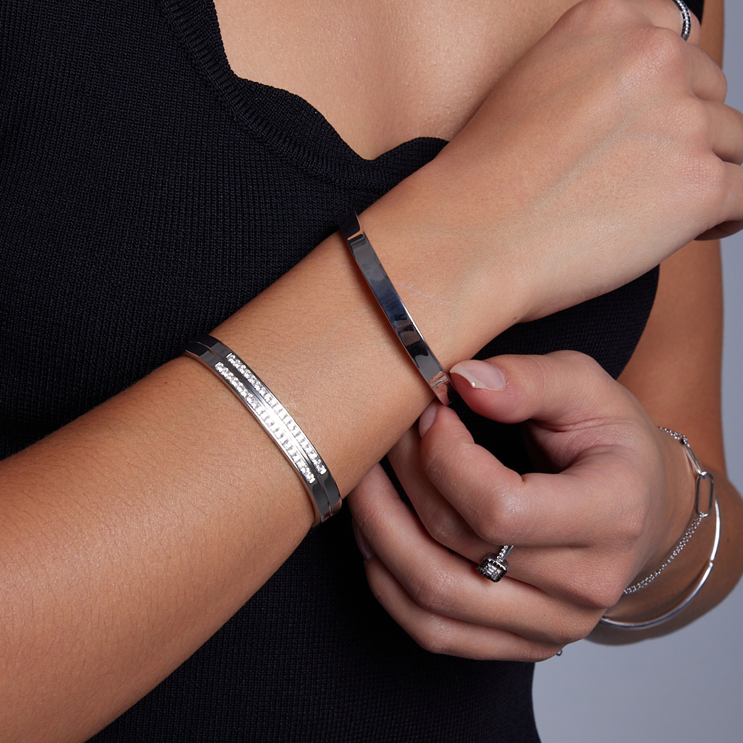 Bransoletka srebrna sztywna - Senza