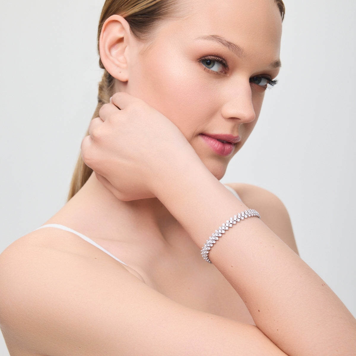 Bransoletka srebrna z cyrkoniami - Evento