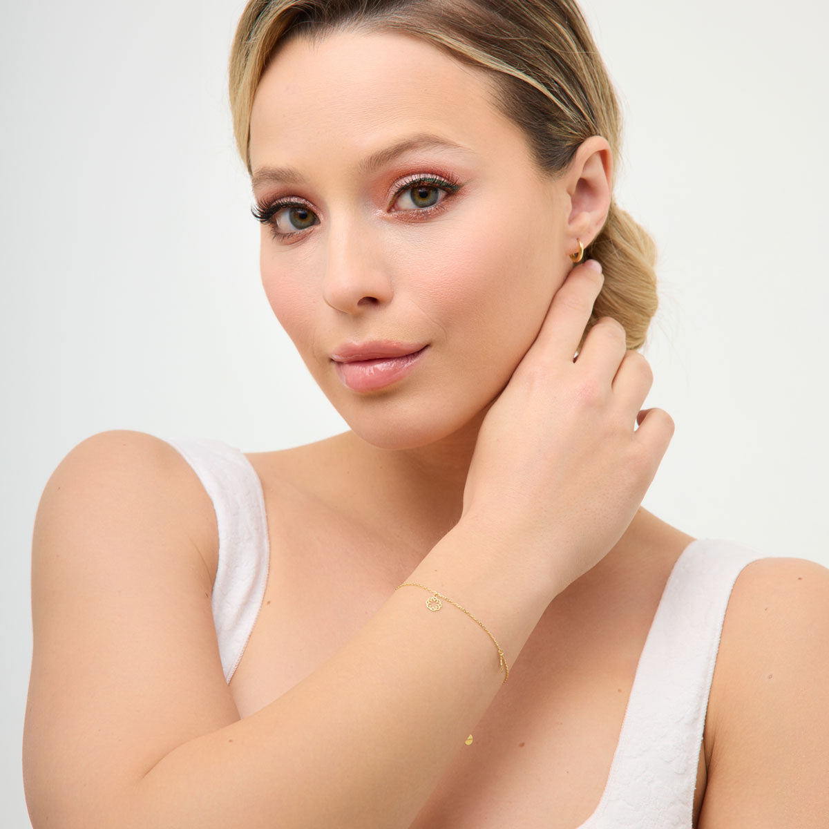 Bransoletka srebrna pozłacana - kwiaty