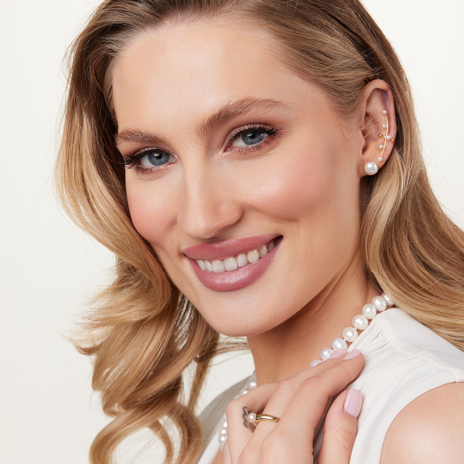 Nausznica stalowa z imitacją pereł - Moderno - Verona