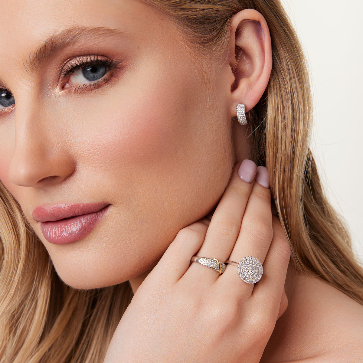 Kolczyki srebrne z cyrkoniami - koła - Verona