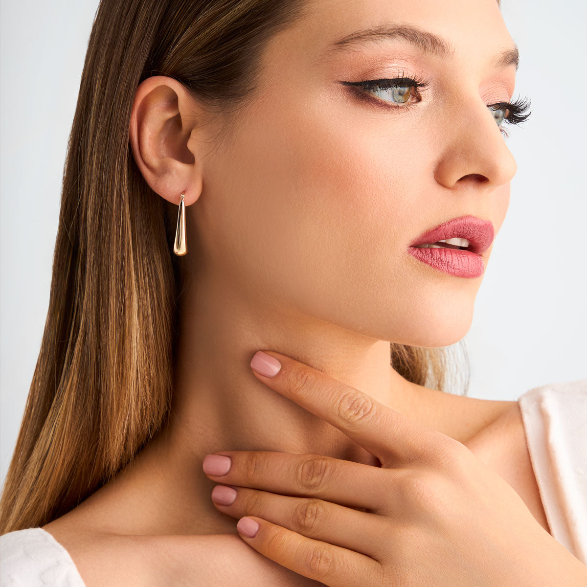 Kolczyki złote wiszące - owalne