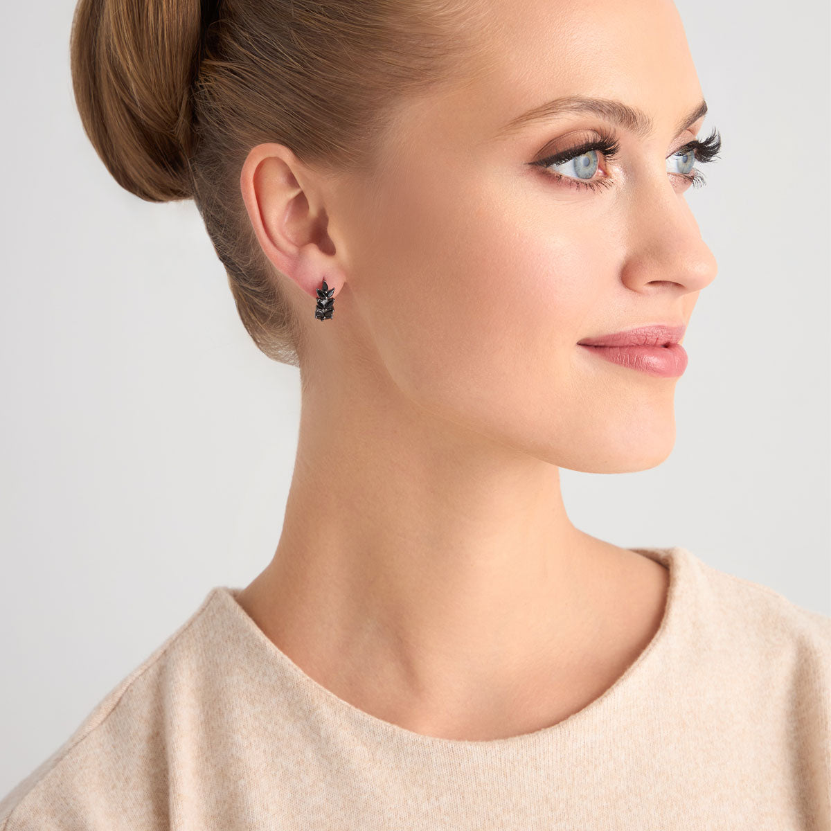 Kolczyki srebrne z czarnymi cyrkoniami