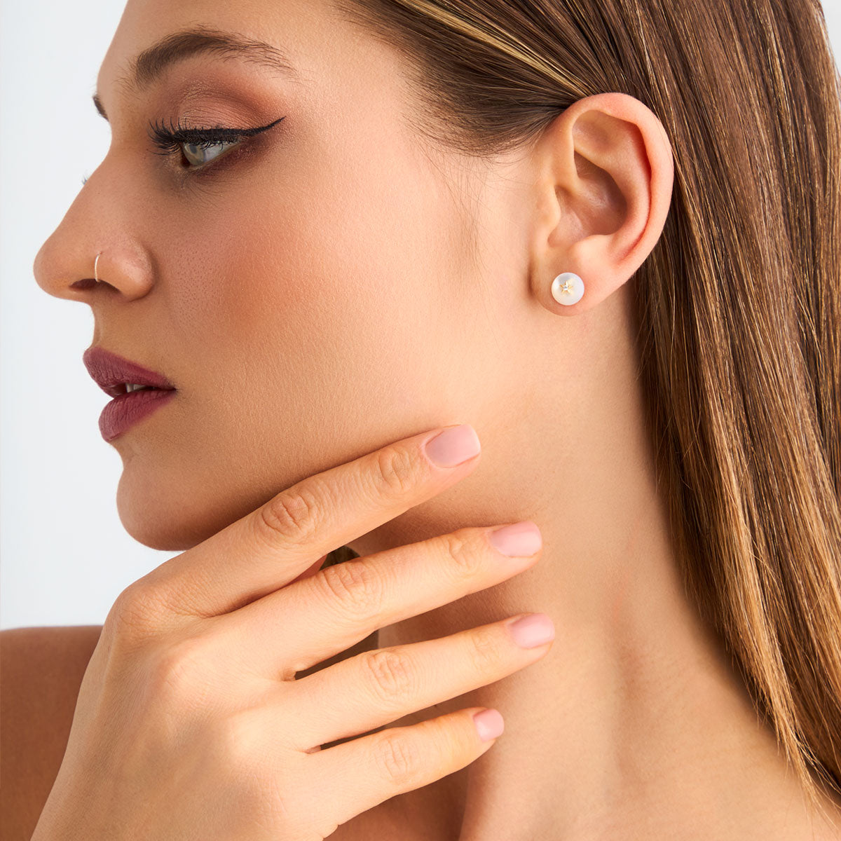 Kolczyki srebrne pozłacane z masą perłową i cyrkoniami - gwiazda - księżyc