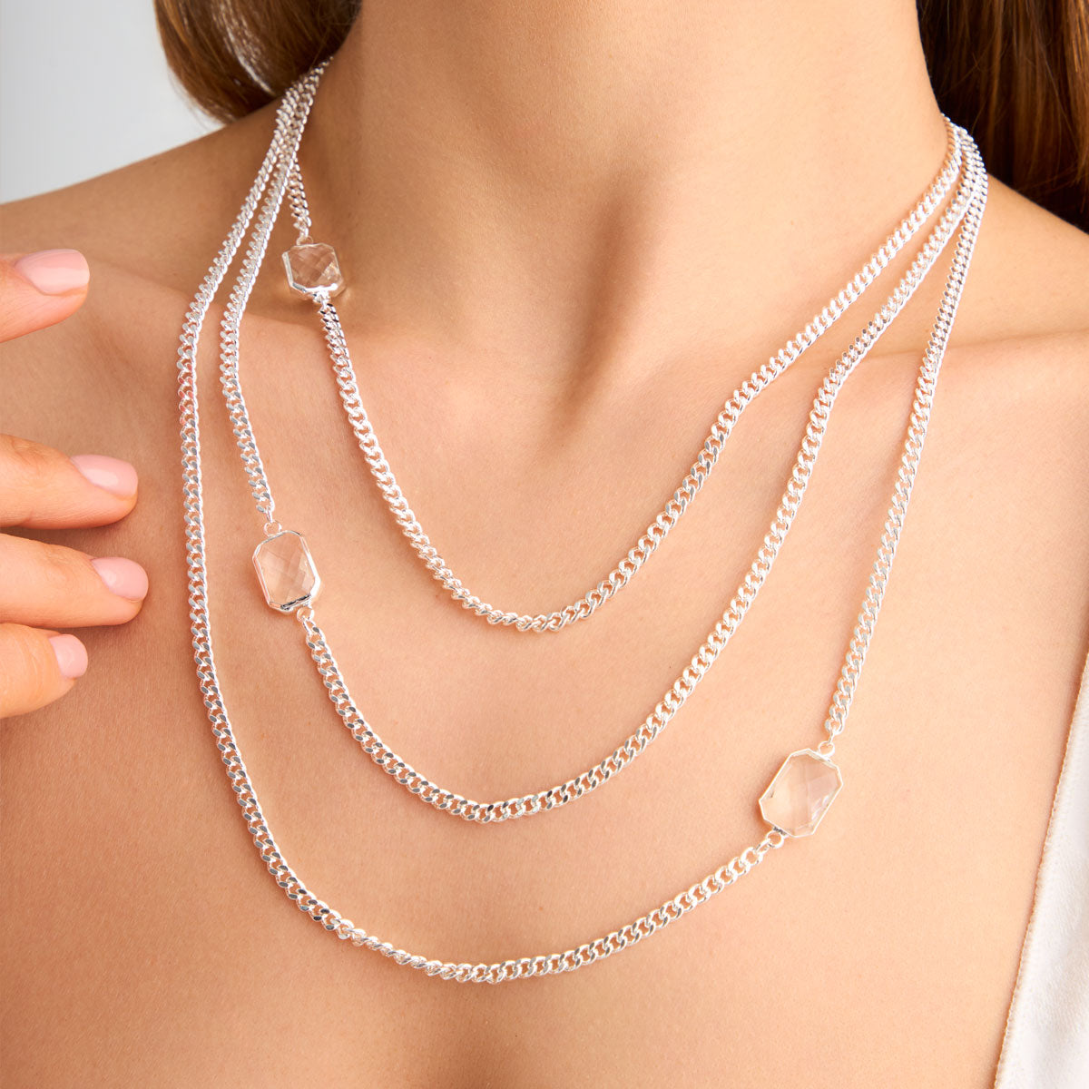 Naszyjnik z mosiądzu ze szklanymi kamieniami - Moderno