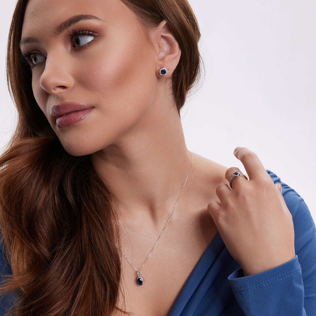 Naszyjnik srebrny z cyrkoniami