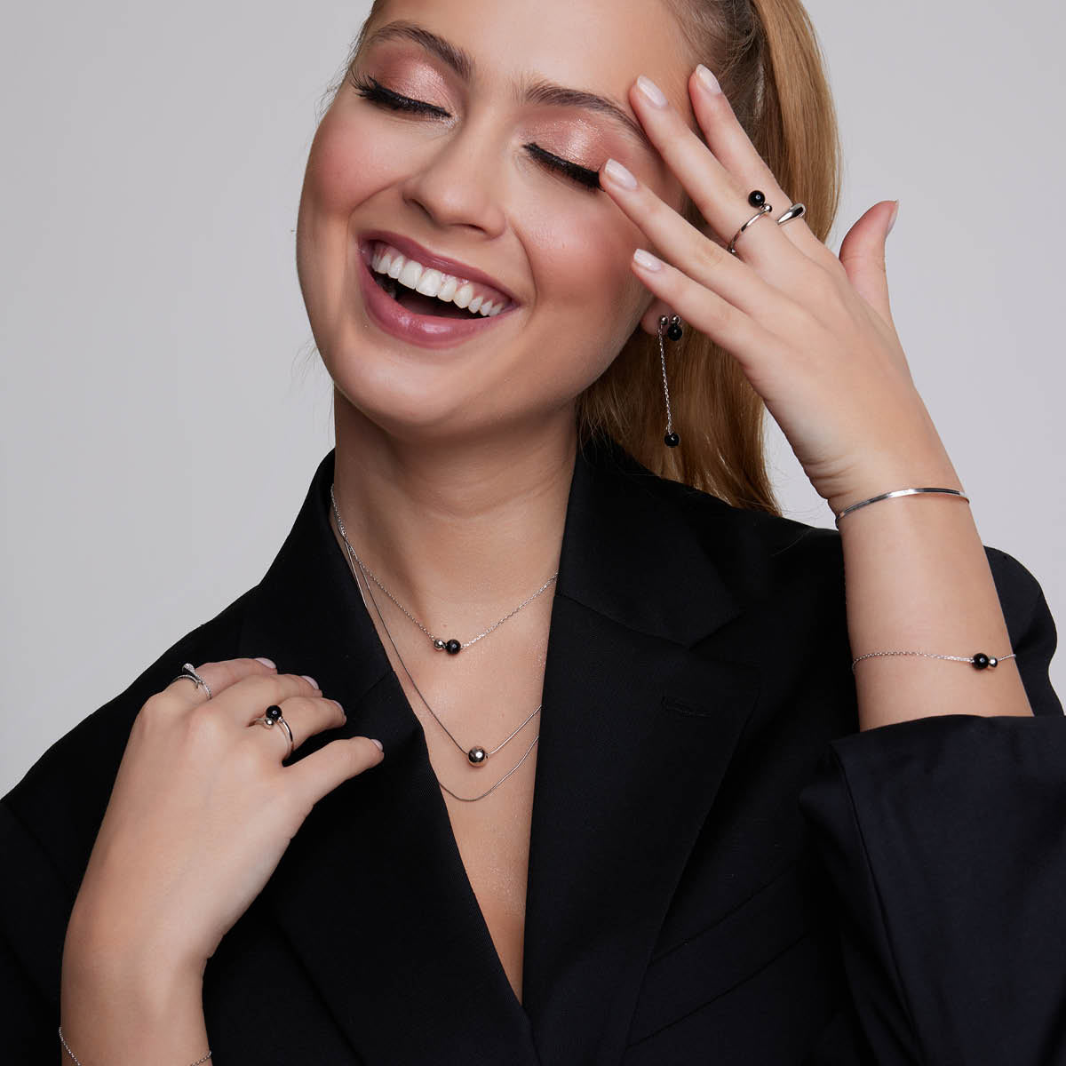 Naszyjnik srebrny z agatem - kulki