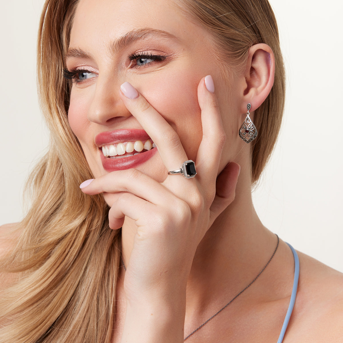 Pierścionek srebrny z czarną cyrkonią - Evento - Verona