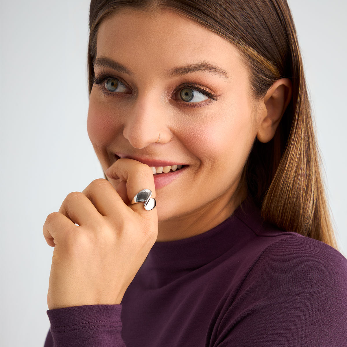 Pierścionek srebrny - fala