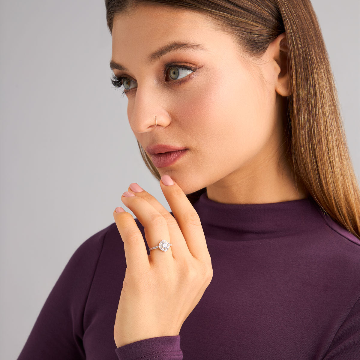 Pierścionek srebrny pozłacany z cyrkoniami - kwiat