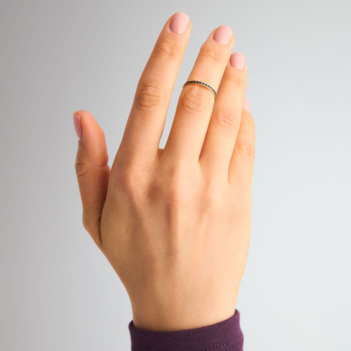 Pierścionek złoty z czarnymi cyrkoniami - Verona