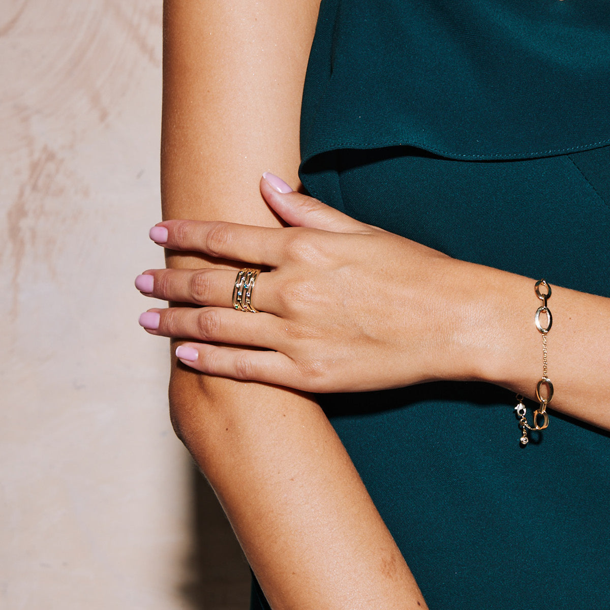 Pierścionek złoty z cyrkoniami