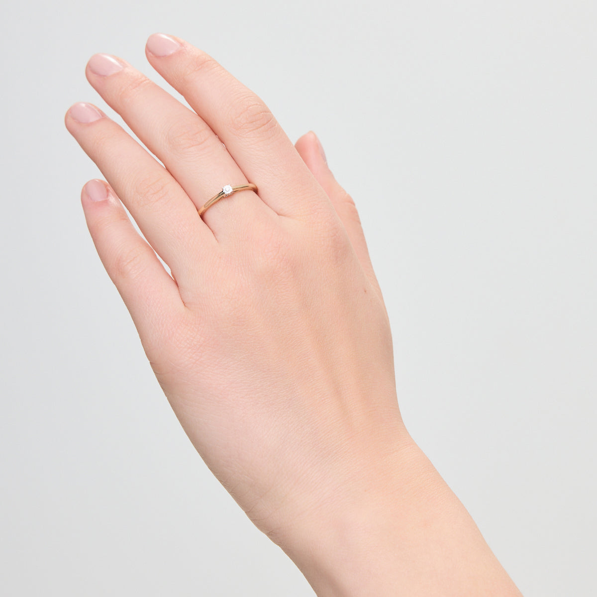 Pierścionek złoty z diamentem