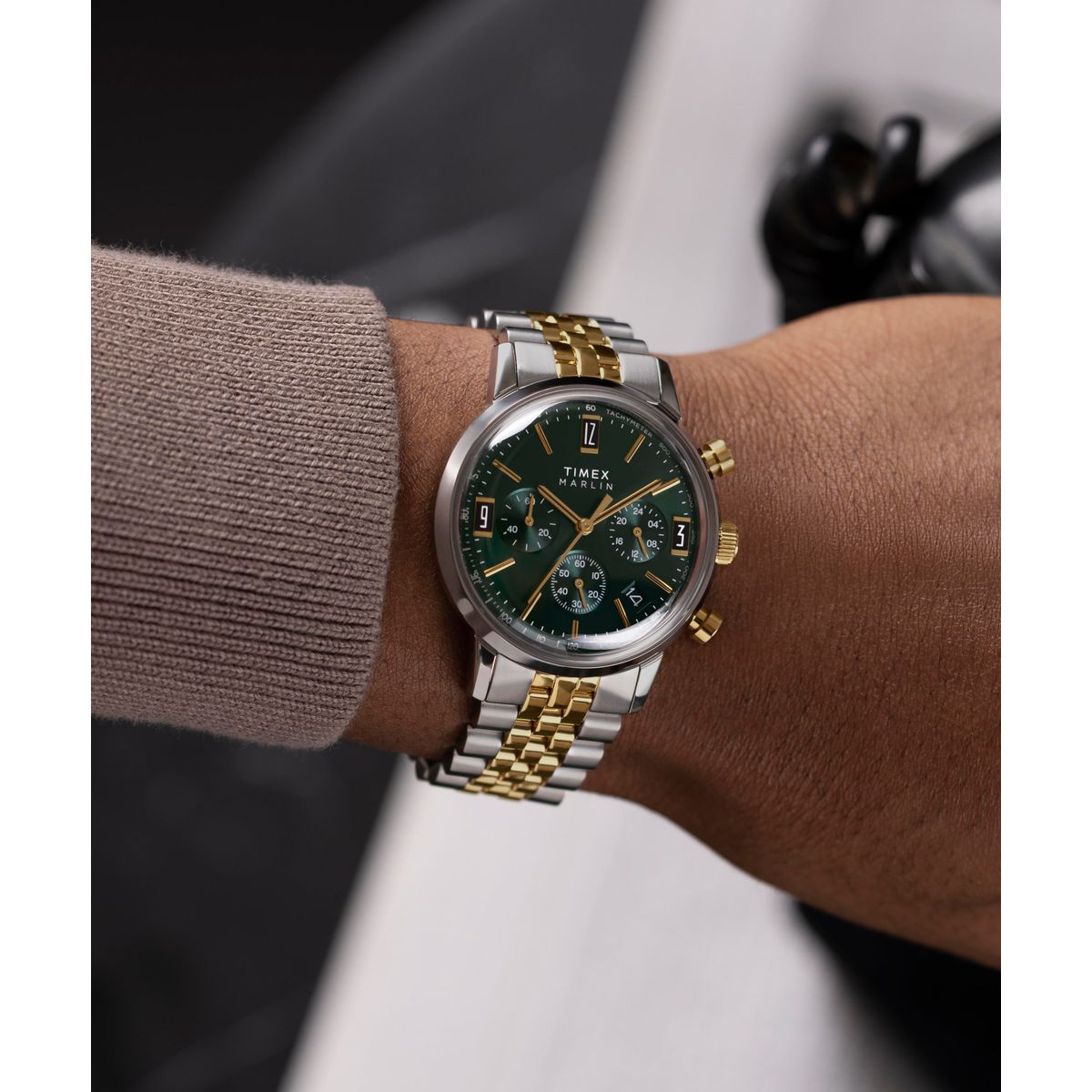 Zegarek na srebrno - złotej bransolecie - Timex Marlin