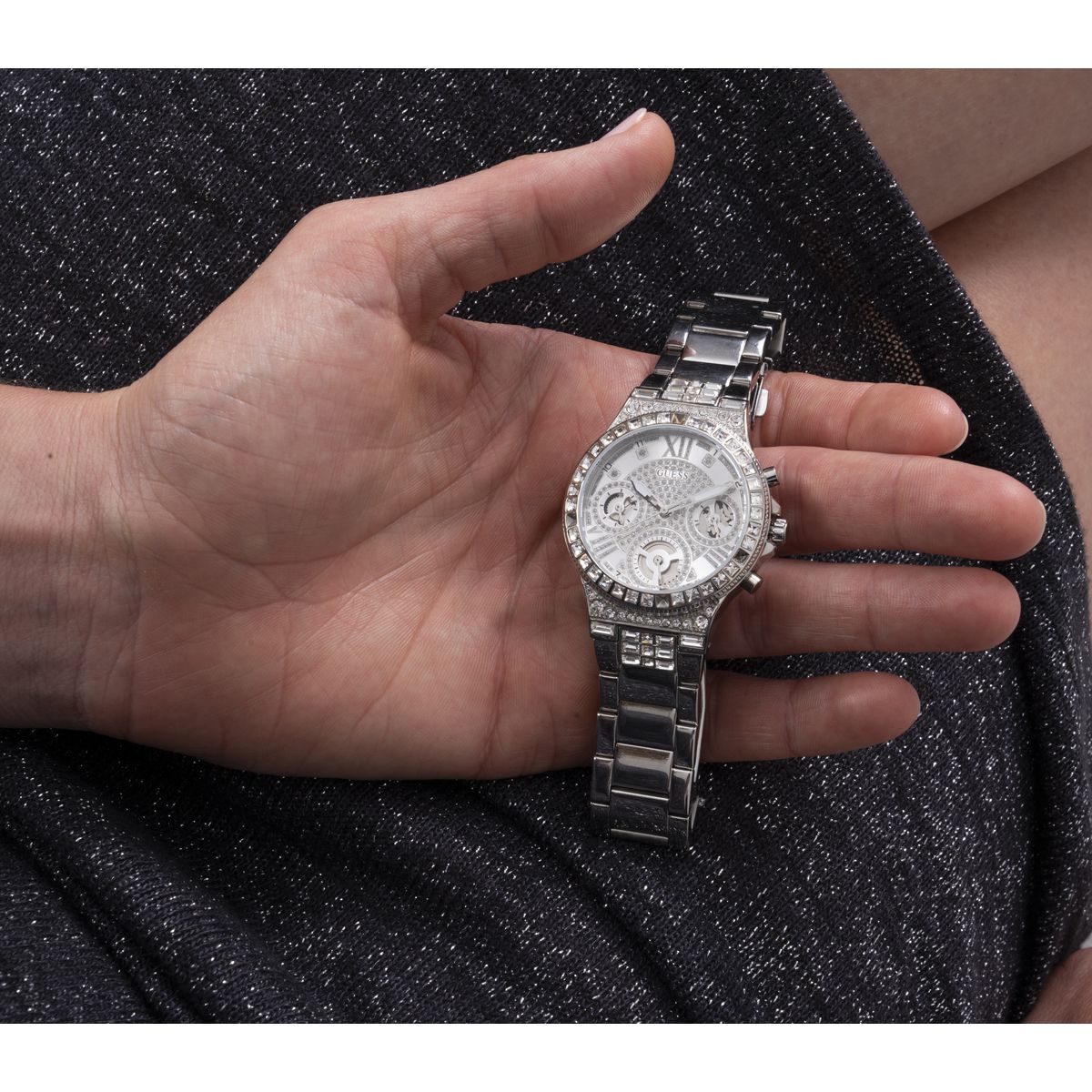 Zegarek na srebrnej bransolecie - Guess Sport Moonlight