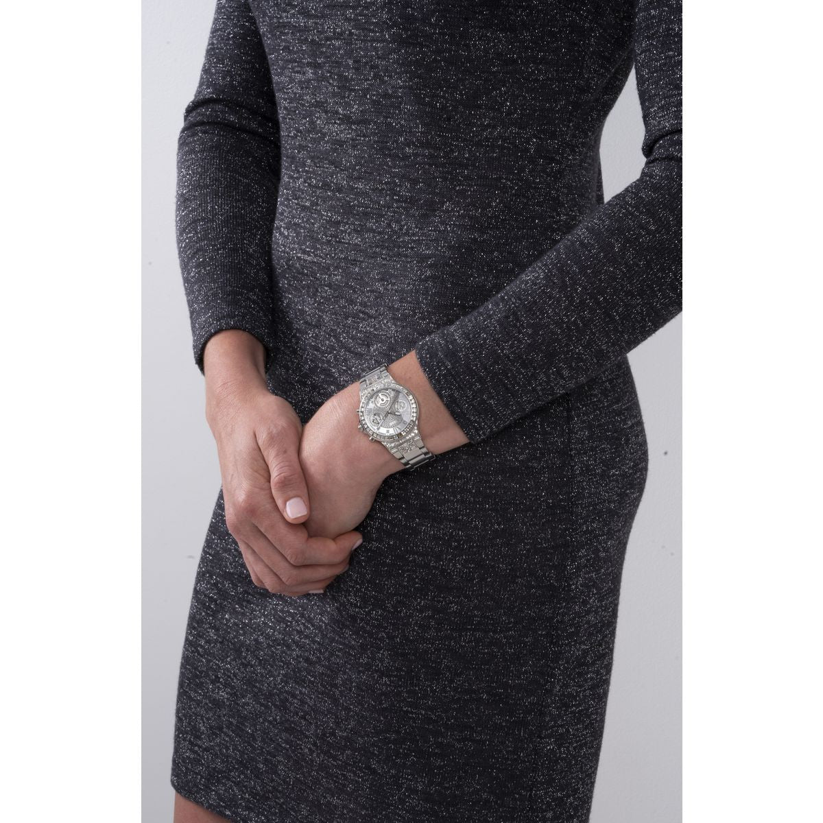 Zegarek na srebrnej bransolecie - Guess Sport Moonlight