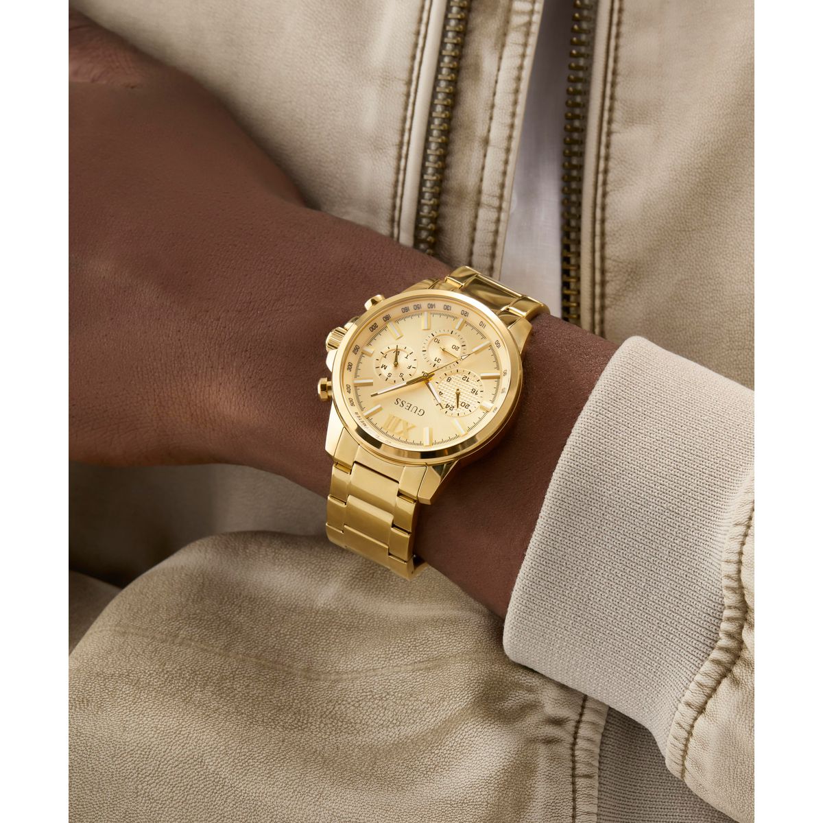 Zegarek na złotej bransolecie - Guess Zeus