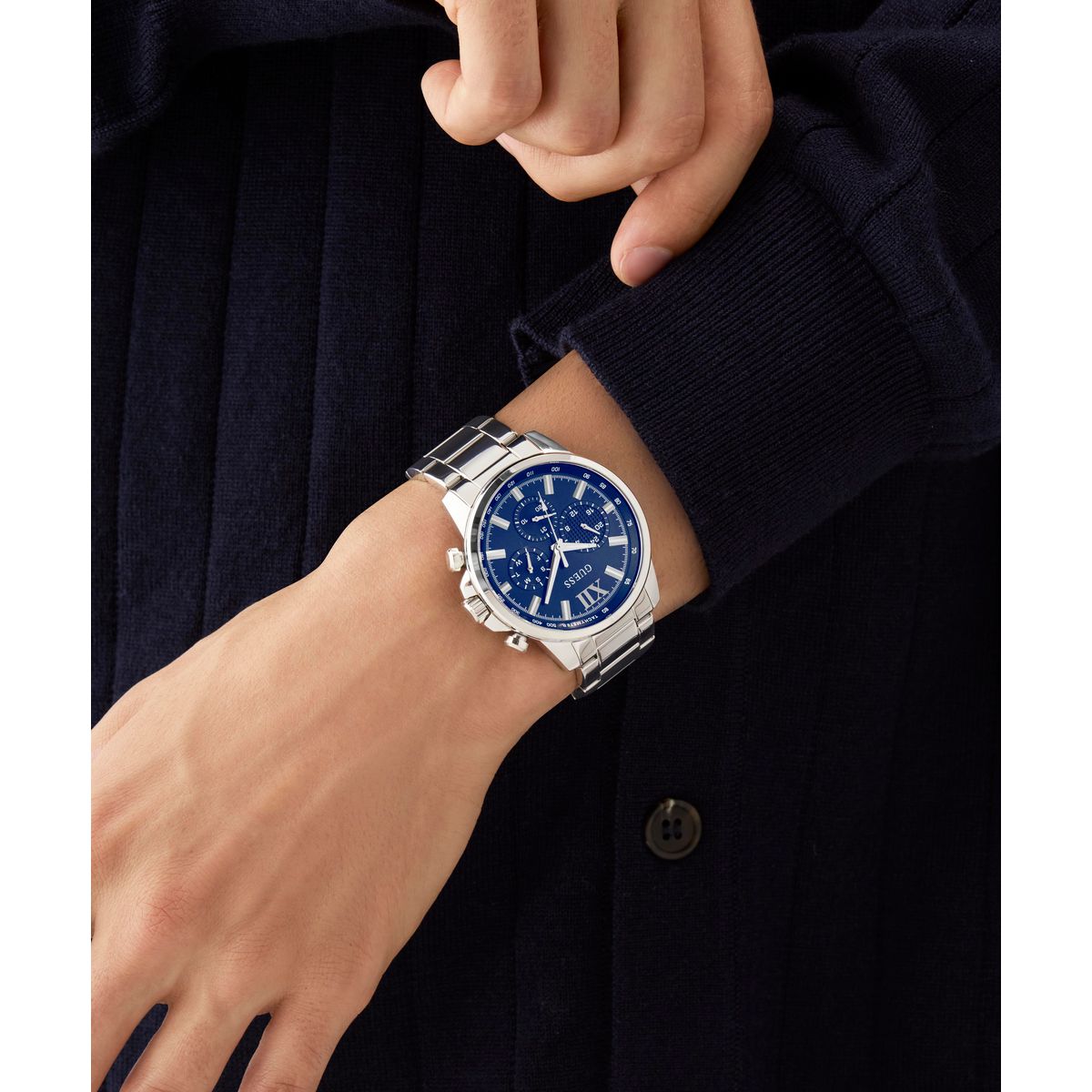 Zegarek na srebrnej bransolecie - Guess Walker