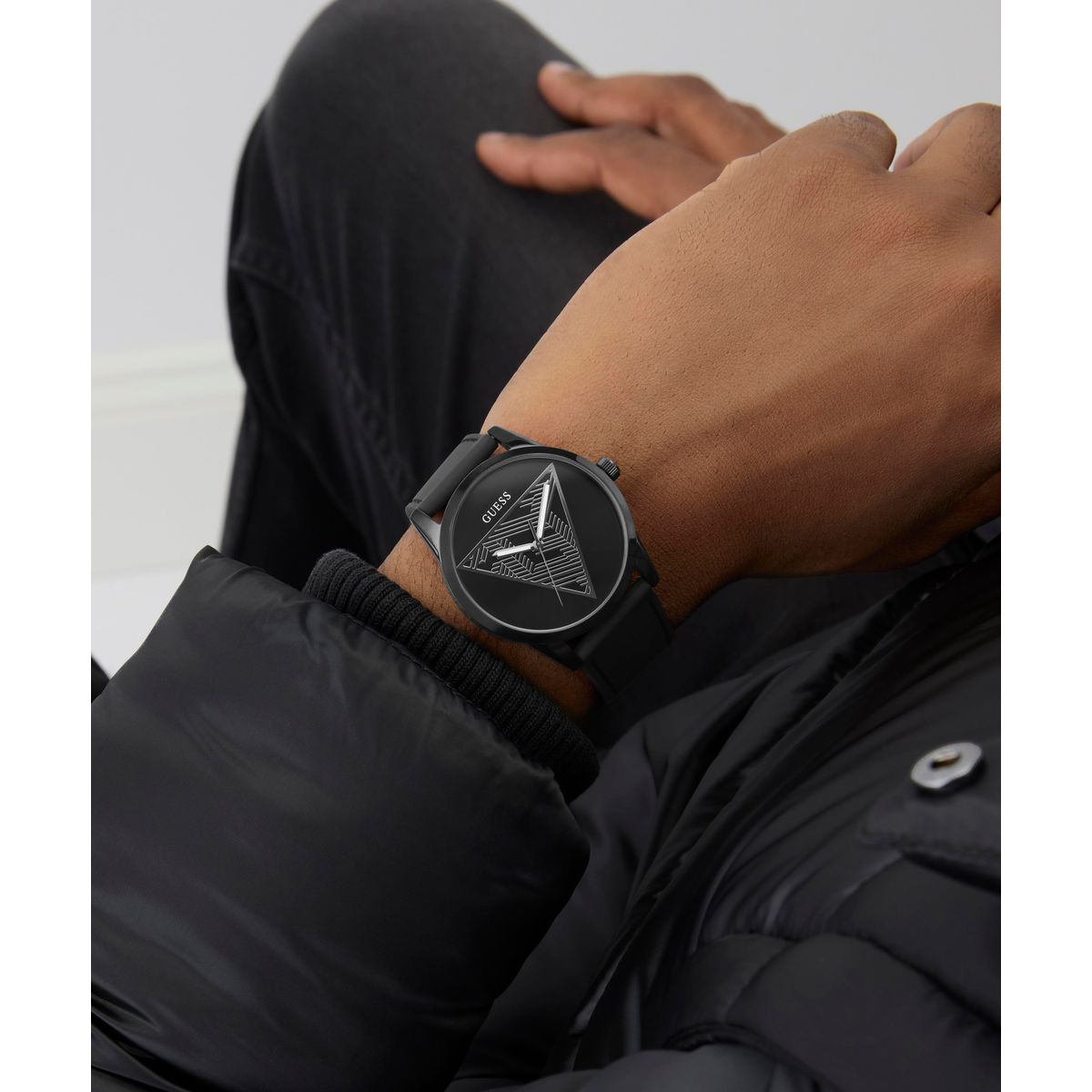 Zegarek na czarnym pasku - Guess Clark