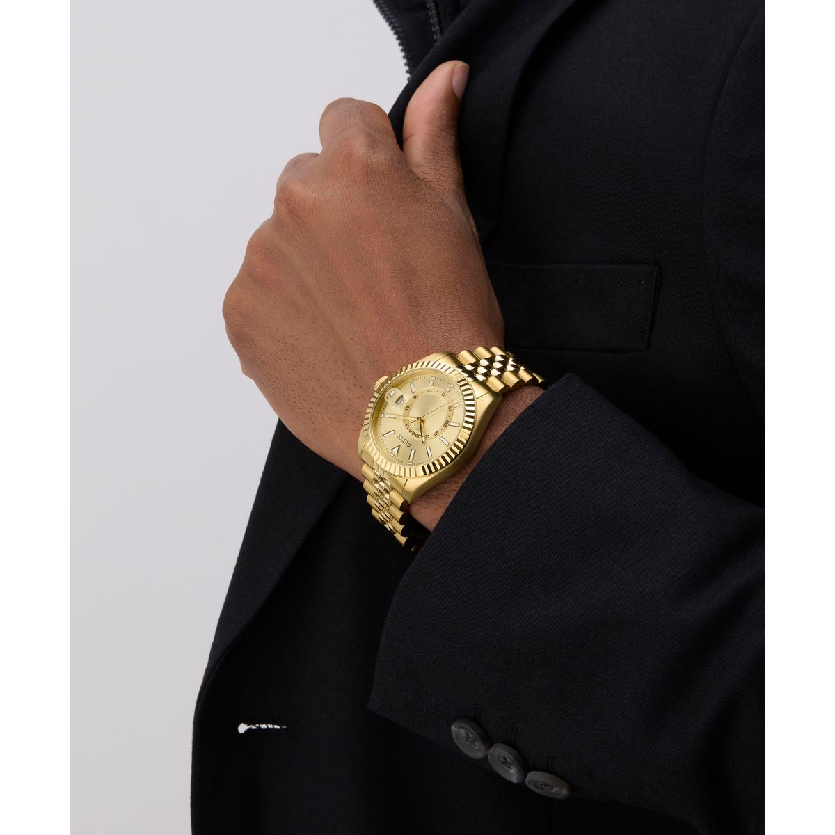 Zegarek na złotej bransolecie - Guess Jaden