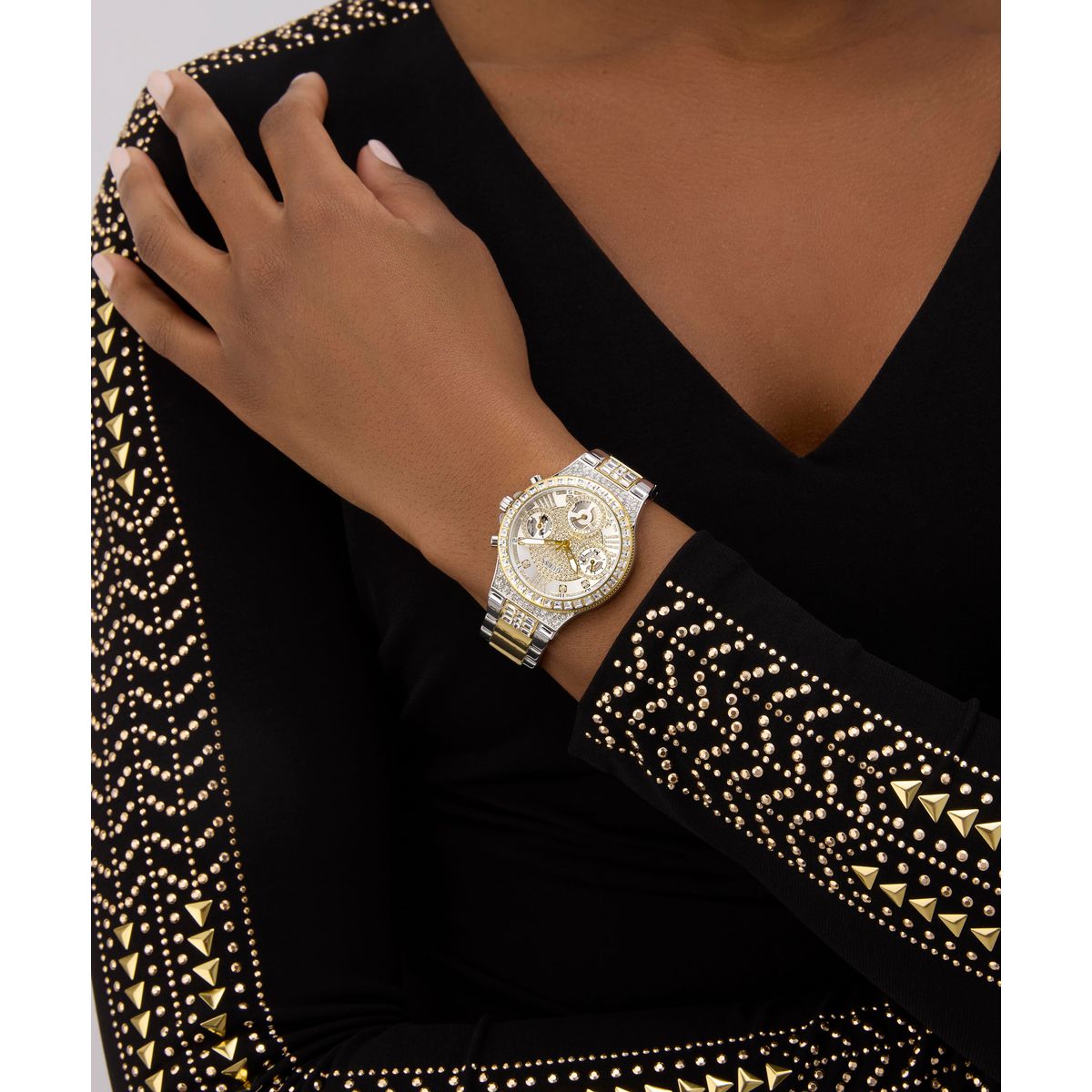 Zegarek na srebrno - złotej bransolecie - Guess Sport Moonlight