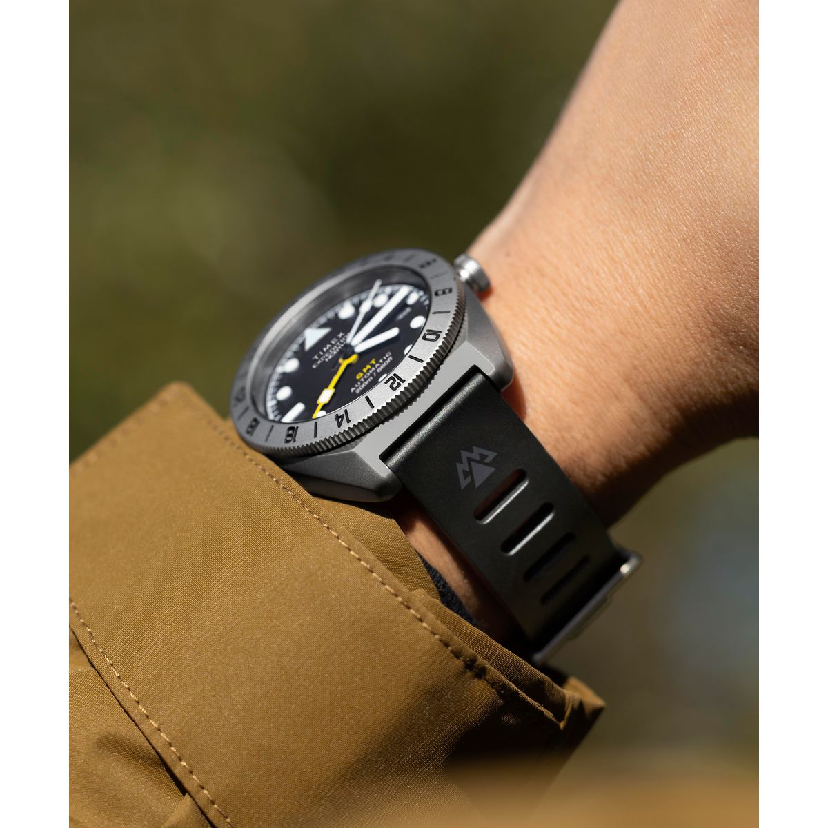 Zegarek na czarnym pasku - Timex Expedition North Automatic