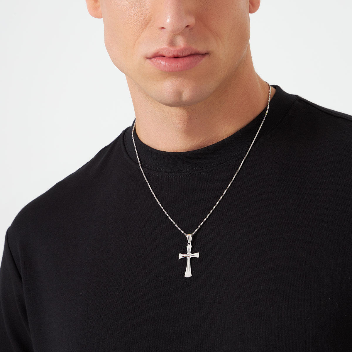 Zawieszka srebrna - krzyżyk