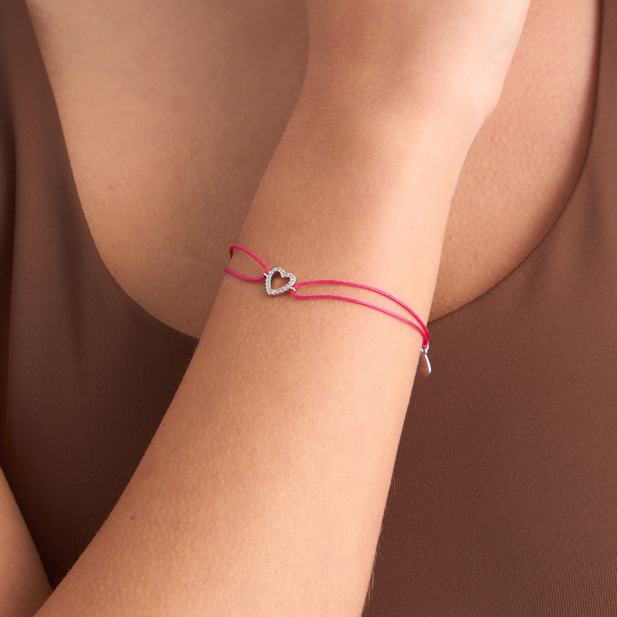 Bransoletka srebrna na różowym sznurku z cyrkoniami - serce - Bambini