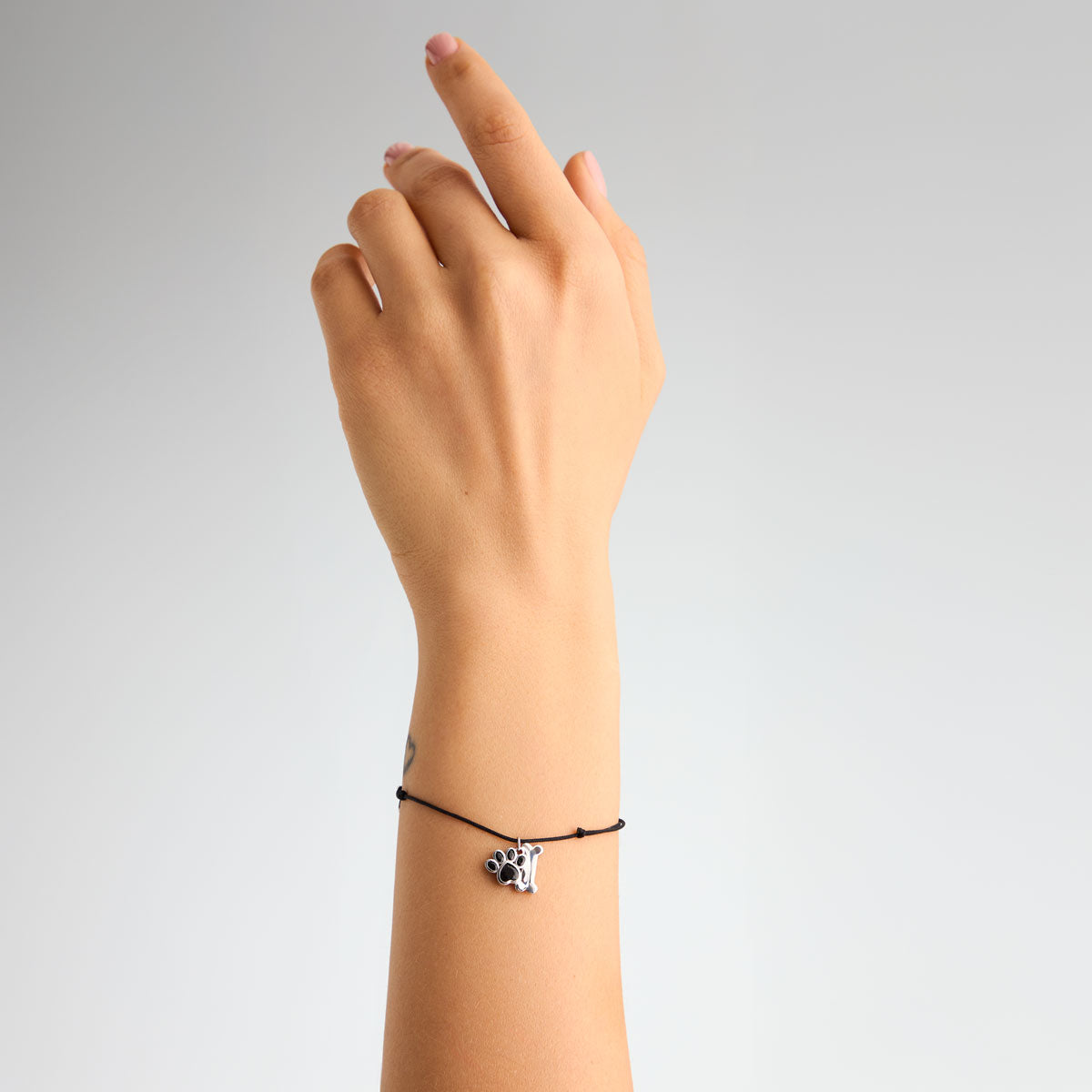 Bransoletka srebrna z cyrkoniami na czarnym sznurku - Bambini