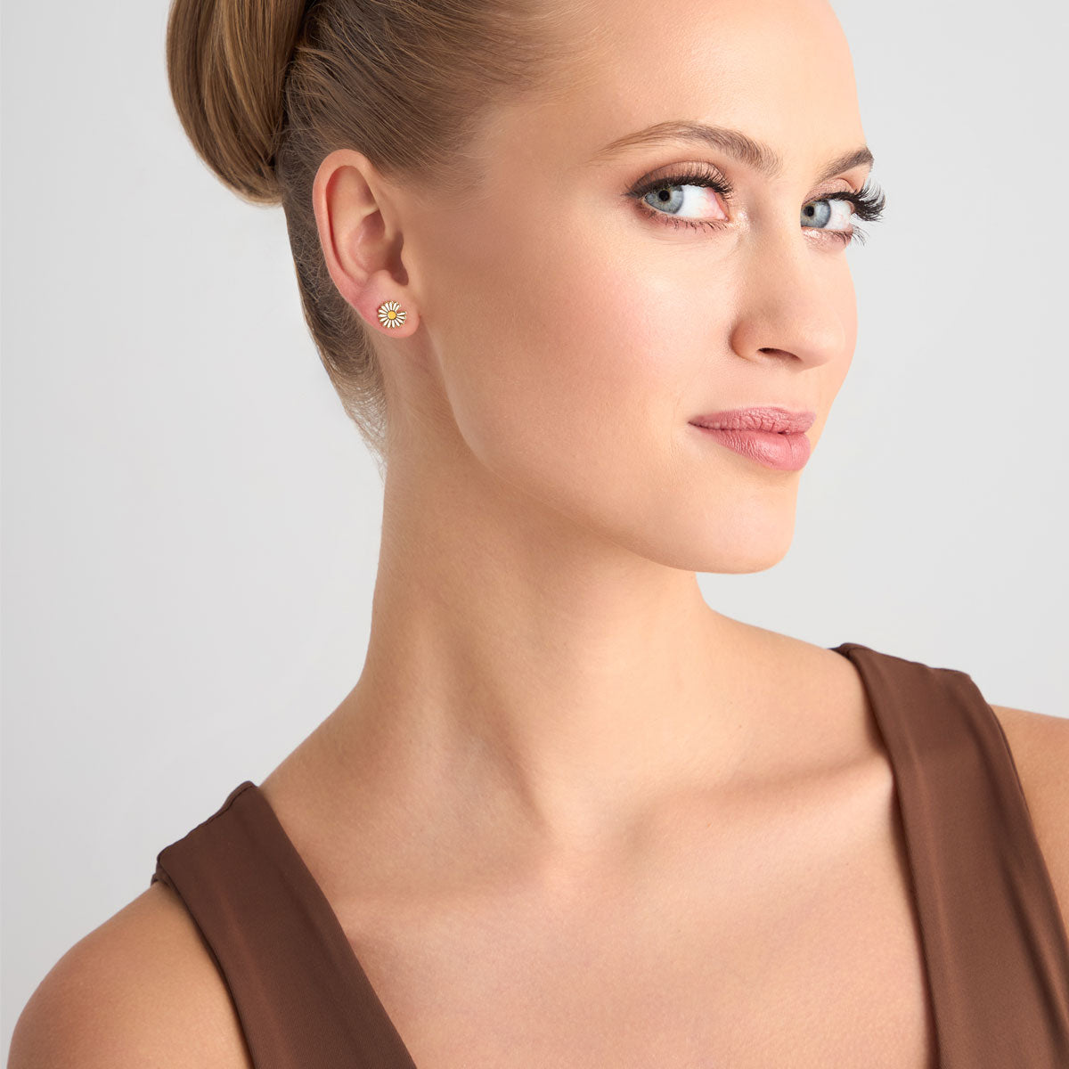 Kolczyki srebrne pozłacane pokryte emalią - stokrotki - Bambini - Verona