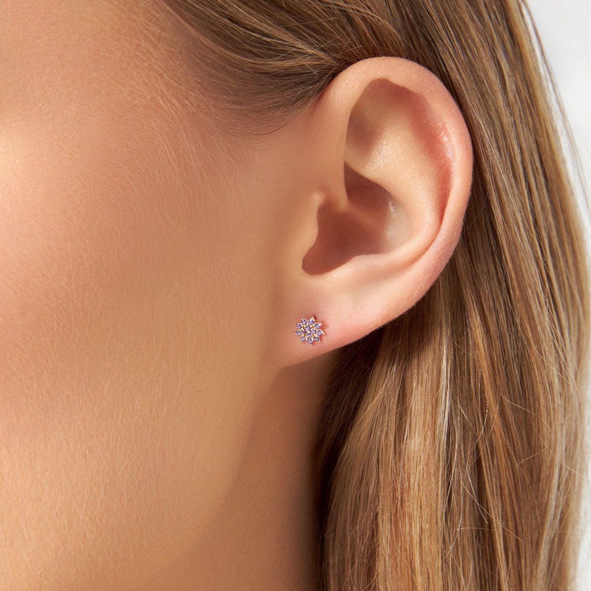 Kolczyki złote z fioletowymi cyrkoniami - kwiaty