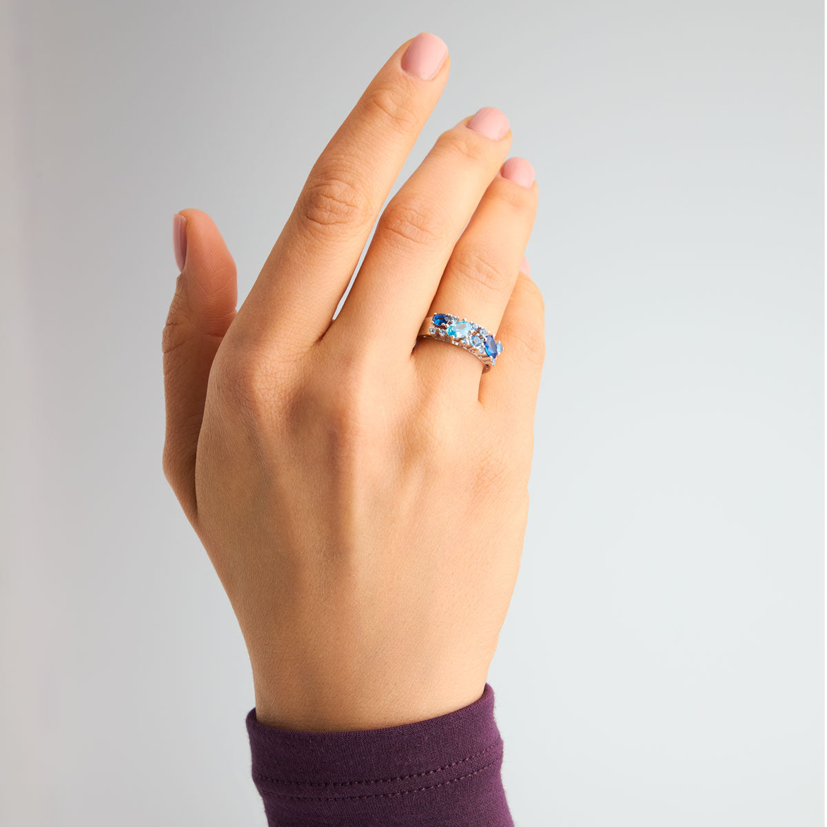 Pierścionek srebrny z niebieskimi cyrkoniami - Colore