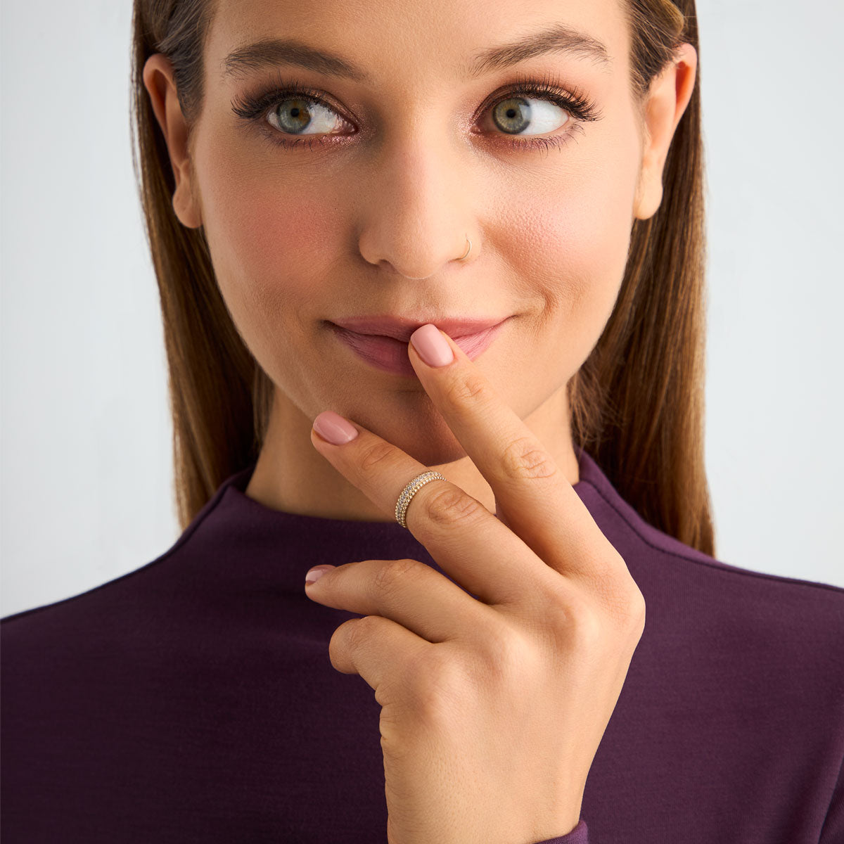 Pierścionek złoty z cyrkoniami - kulki