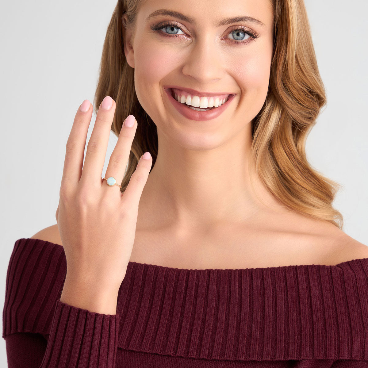 Pierścionek złoty z opalitem