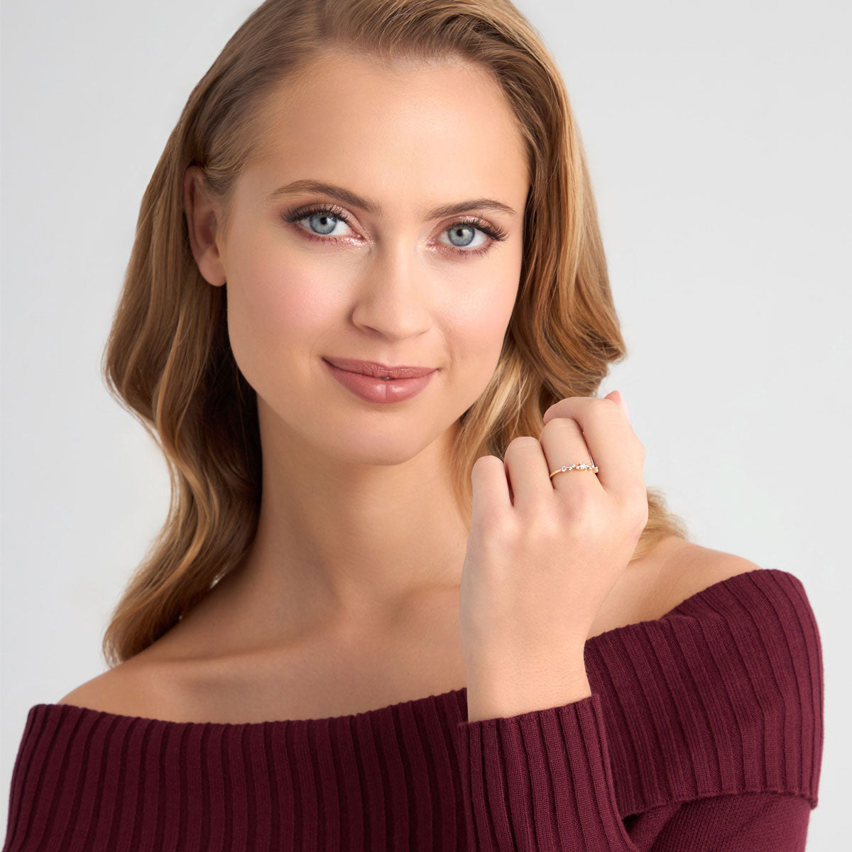 Pierścionek złoty z cyrkoniami