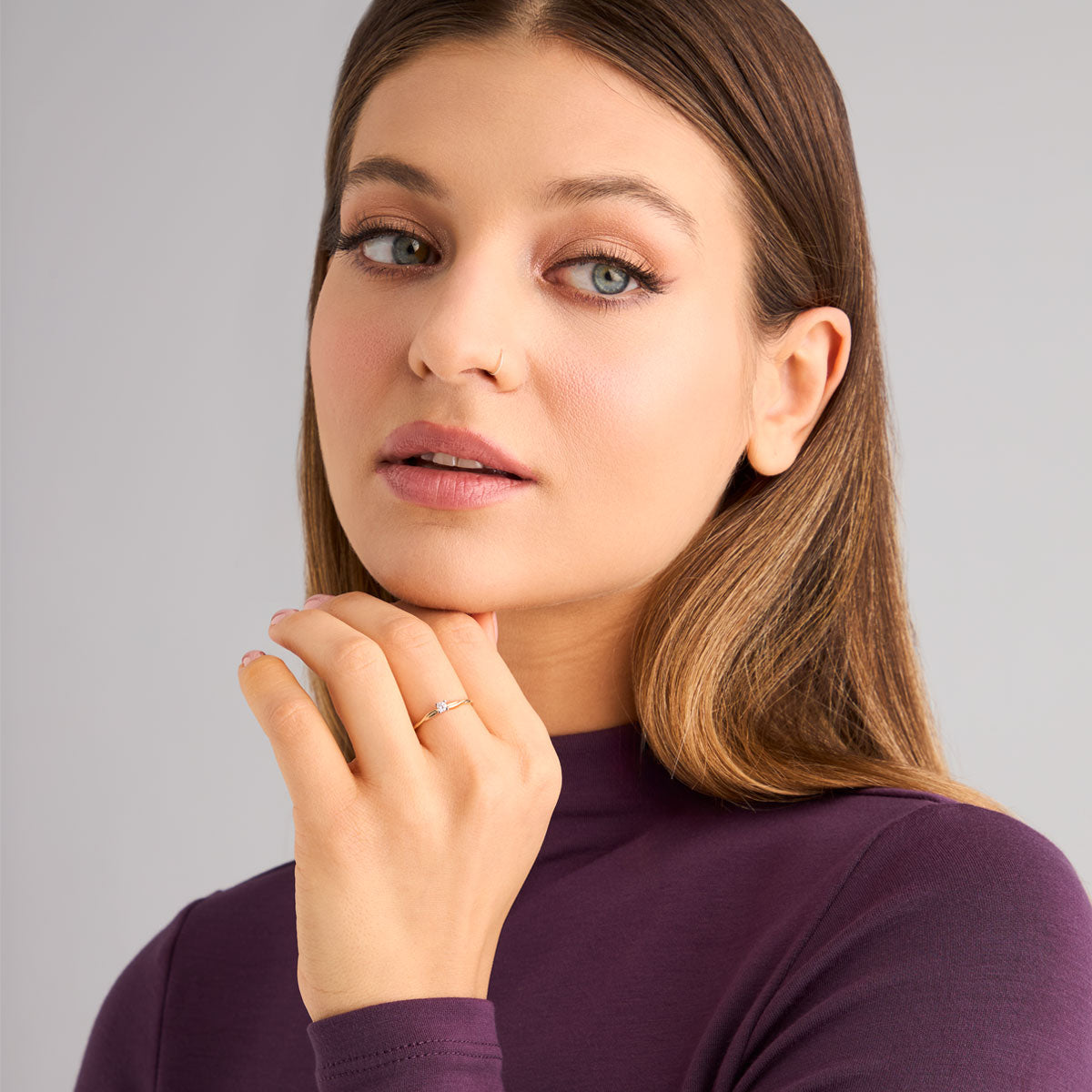 Pierścionek złoty z diamentem