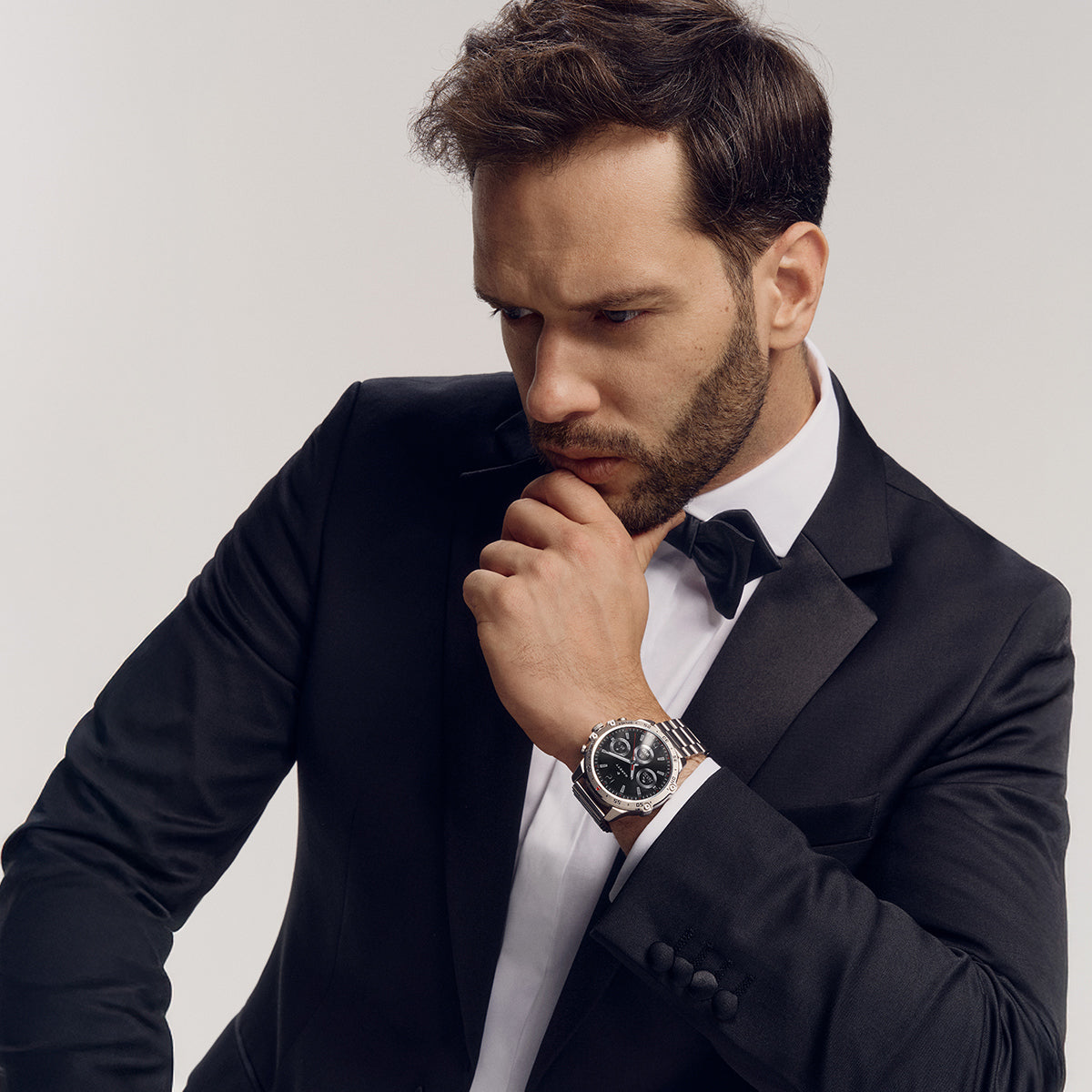 Smartwatch na srebrnej bransolecie - Garett V14