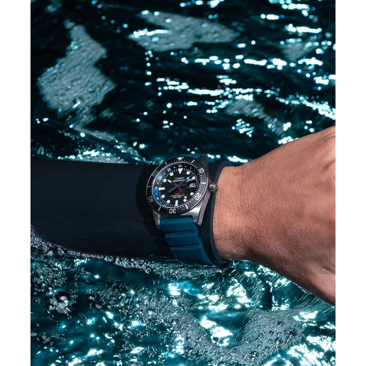 Zegarek na niebieskim pasku - Timex Deep Water Reef