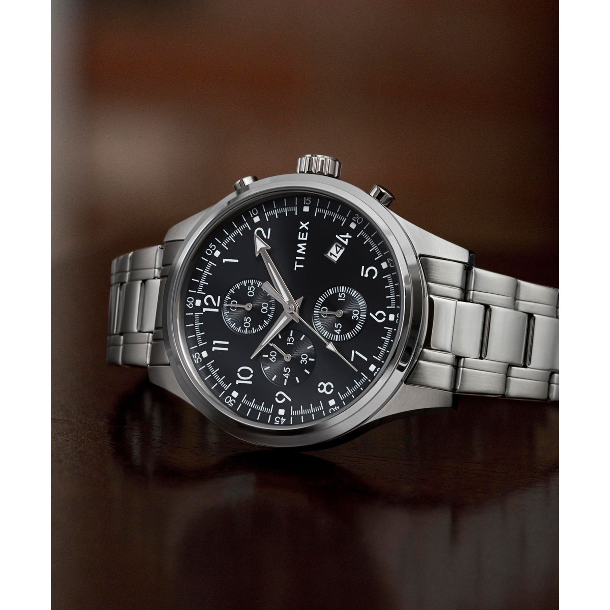 Zegarek na srebrnej bransolecie Timex Trend