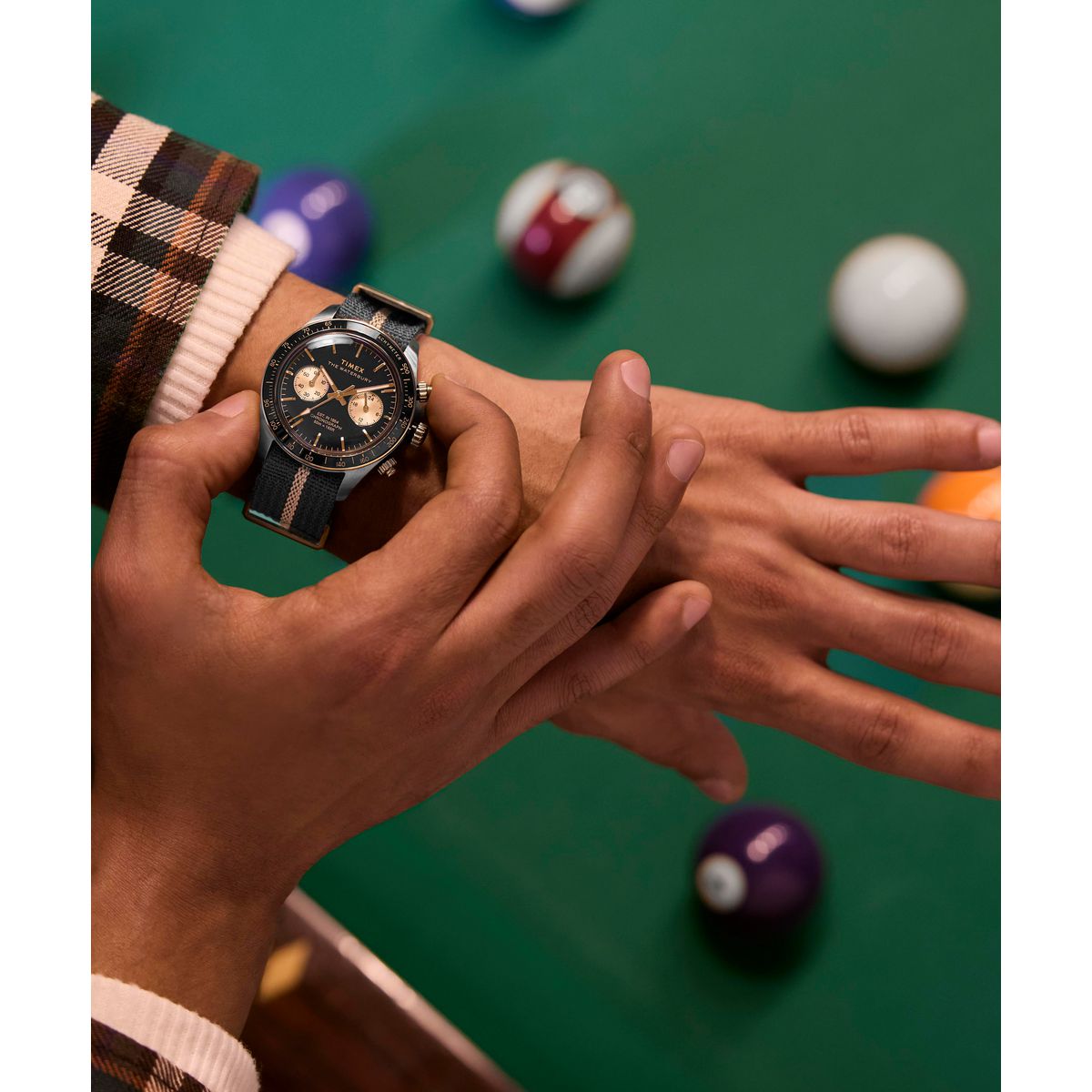 Zegarek na czarnym pasku - Timex Waterbury Heritage