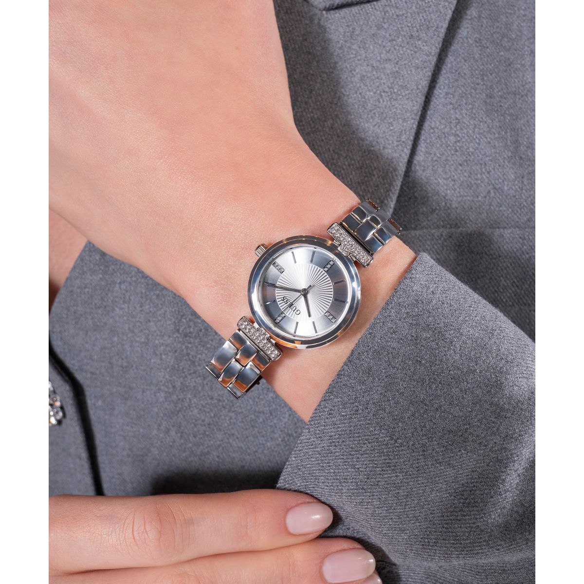 Zegarek na srebrnej bransolecie - Guess Array Silver