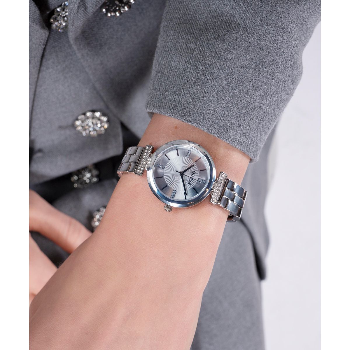 Zegarek na srebrnej bransolecie - Guess Array Silver