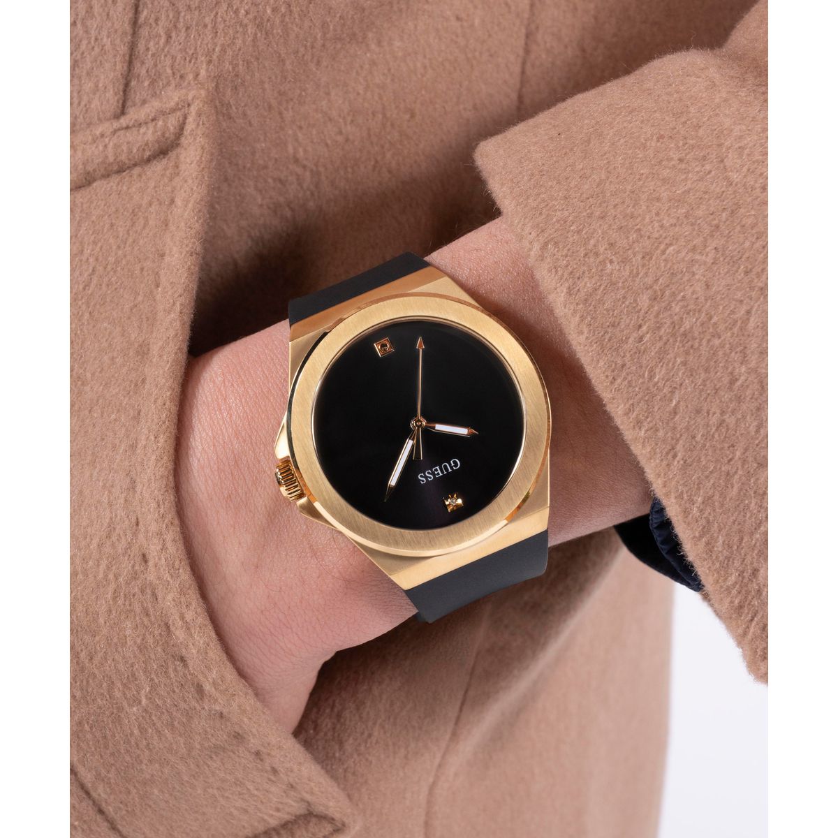 Zegarek na czarnym pasku - Guess Vinyl
