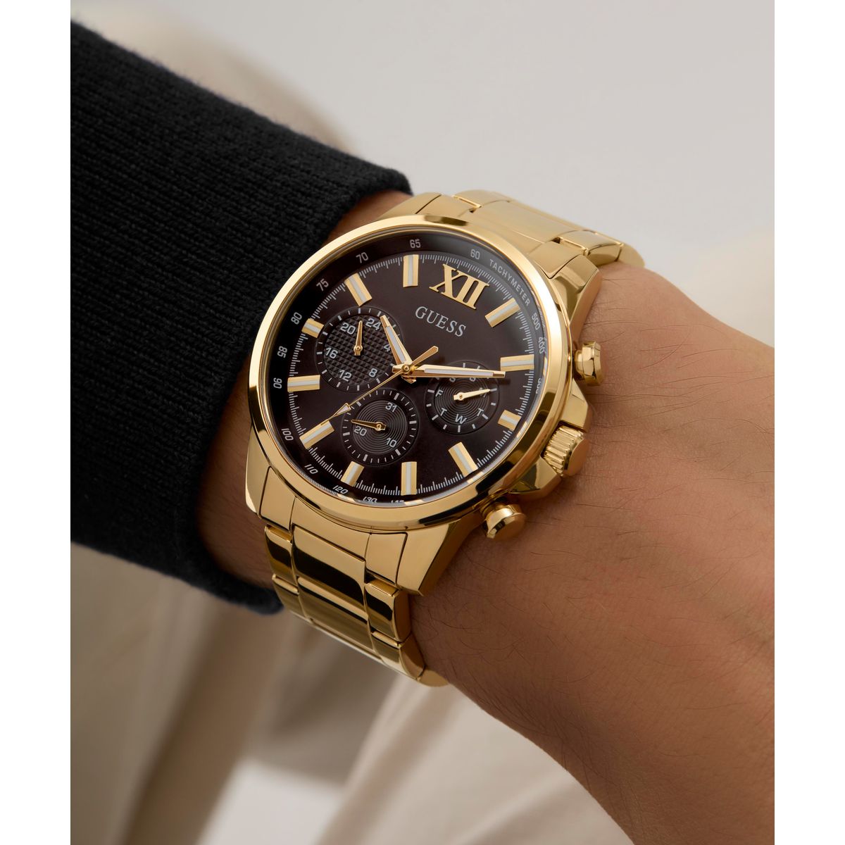 Zegarek na złotej bransolecie - Guess Walker
