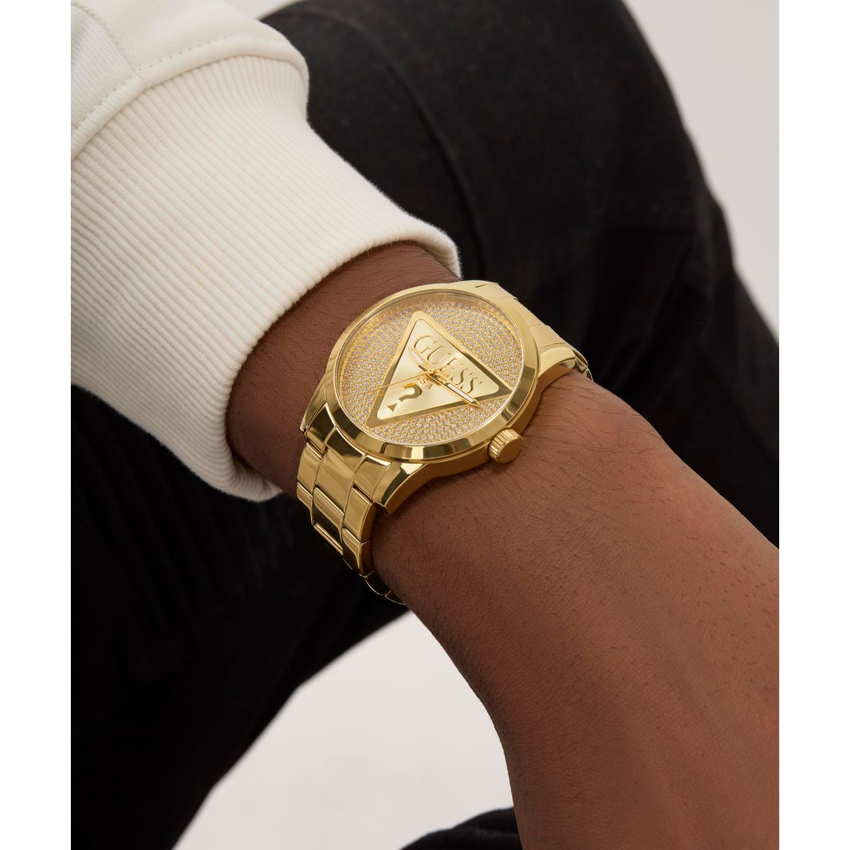 Zegarek na złotej bransolecie - Guess Badge