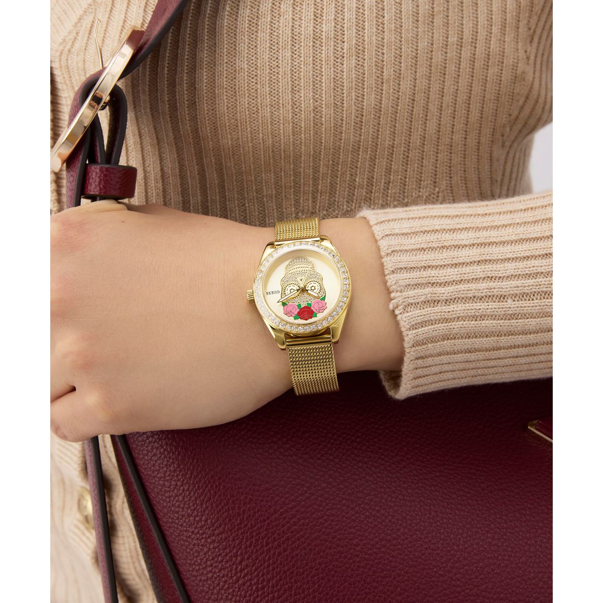 Zegarek na złotej bransolecie - Guess Cavalerta