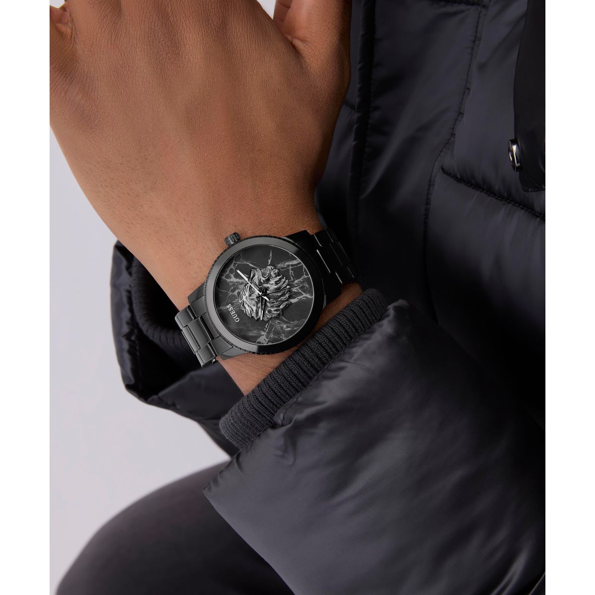 Zegarek na czarnej bransolecie - Guess Monarch